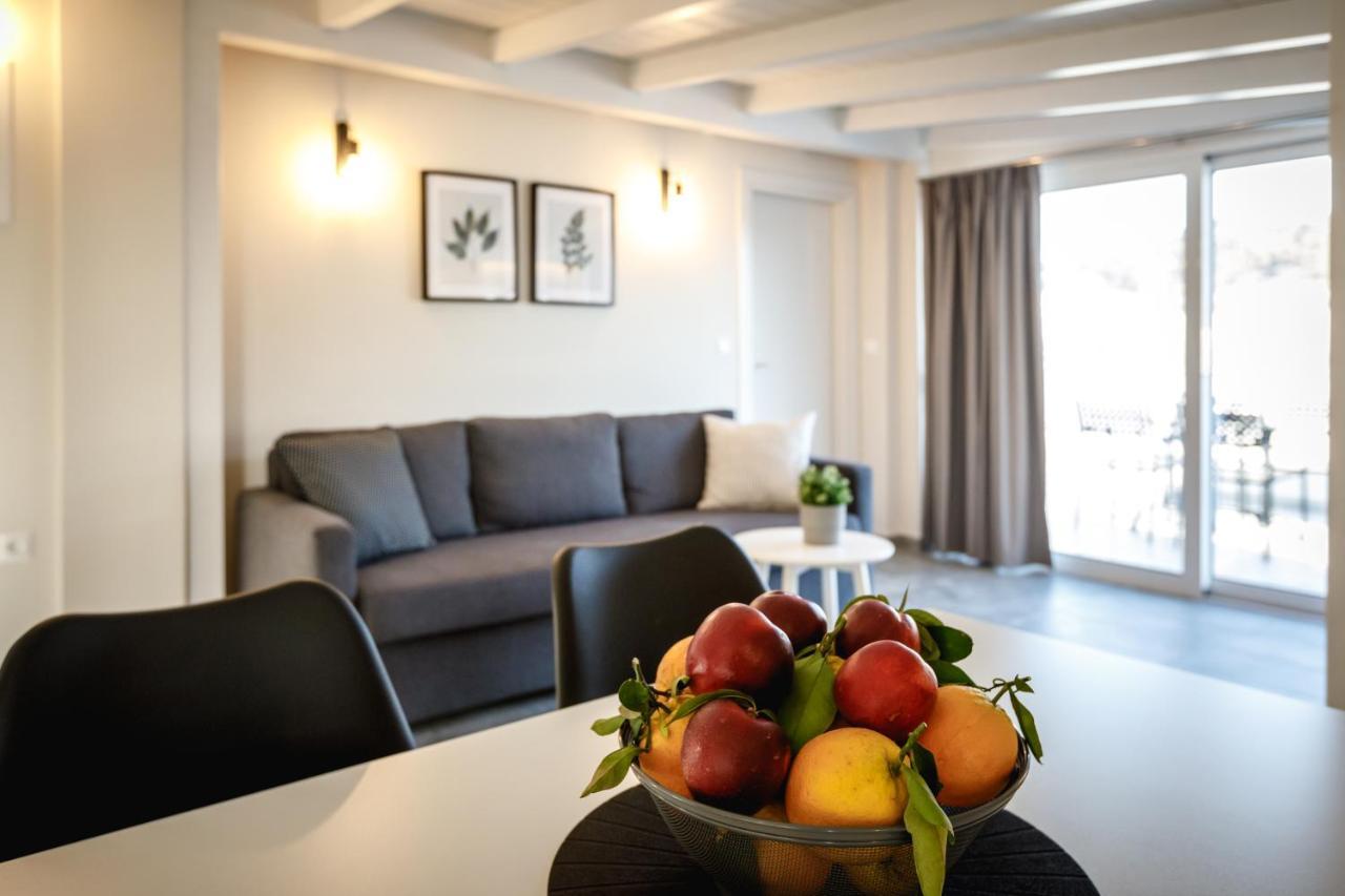 Gma - Luxury Loft Nafplio Apartment ภายนอก รูปภาพ