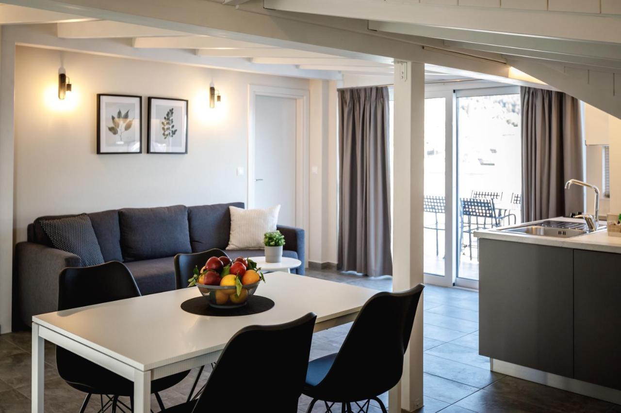 Gma - Luxury Loft Nafplio Apartment ภายนอก รูปภาพ